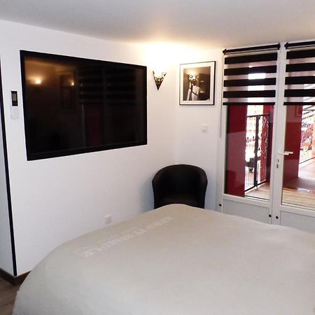 La Colline Aux Yeux Doubs Bed & Breakfast Baume-les-Dames Ngoại thất bức ảnh